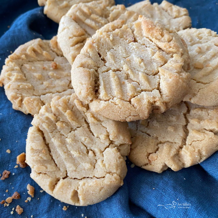 Easy Peanut Butter Cookies - Welcome To Nana's