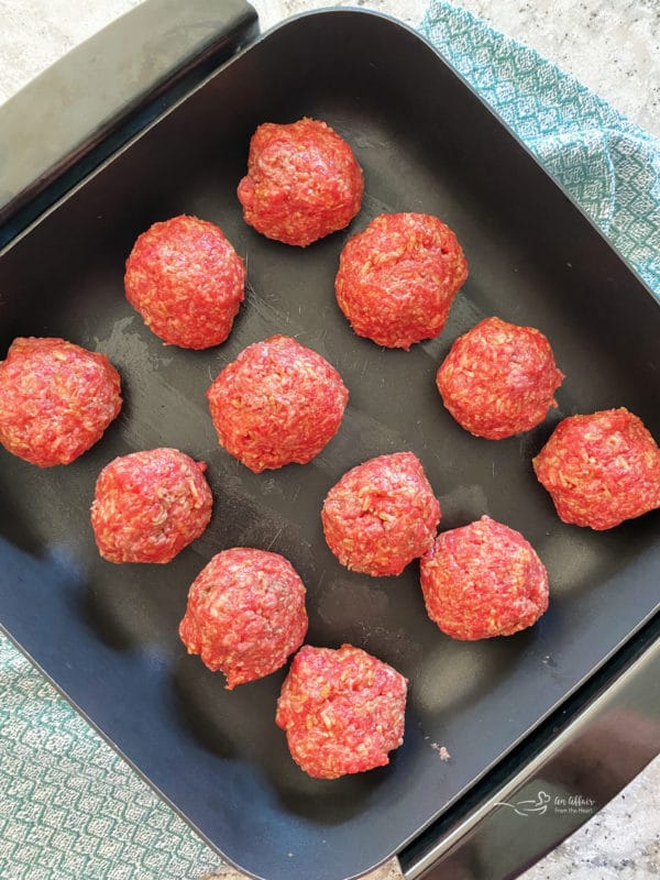 meatballs ready to pan fry