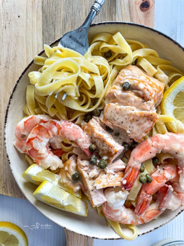 pasta with shrimp and salmon with lemon and pasta
