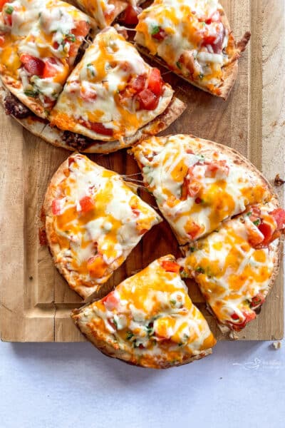 Copy Cat Taco Bell Mexican Pizza Recipe (+ Video)