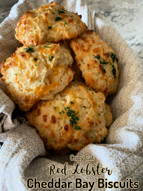 https://anaffairfromtheheart.com/wp-content/uploads/2014/02/Copy-Cat-Red-Lobster-Cheddar-Bay-Biscuits-1-600x800.jpg