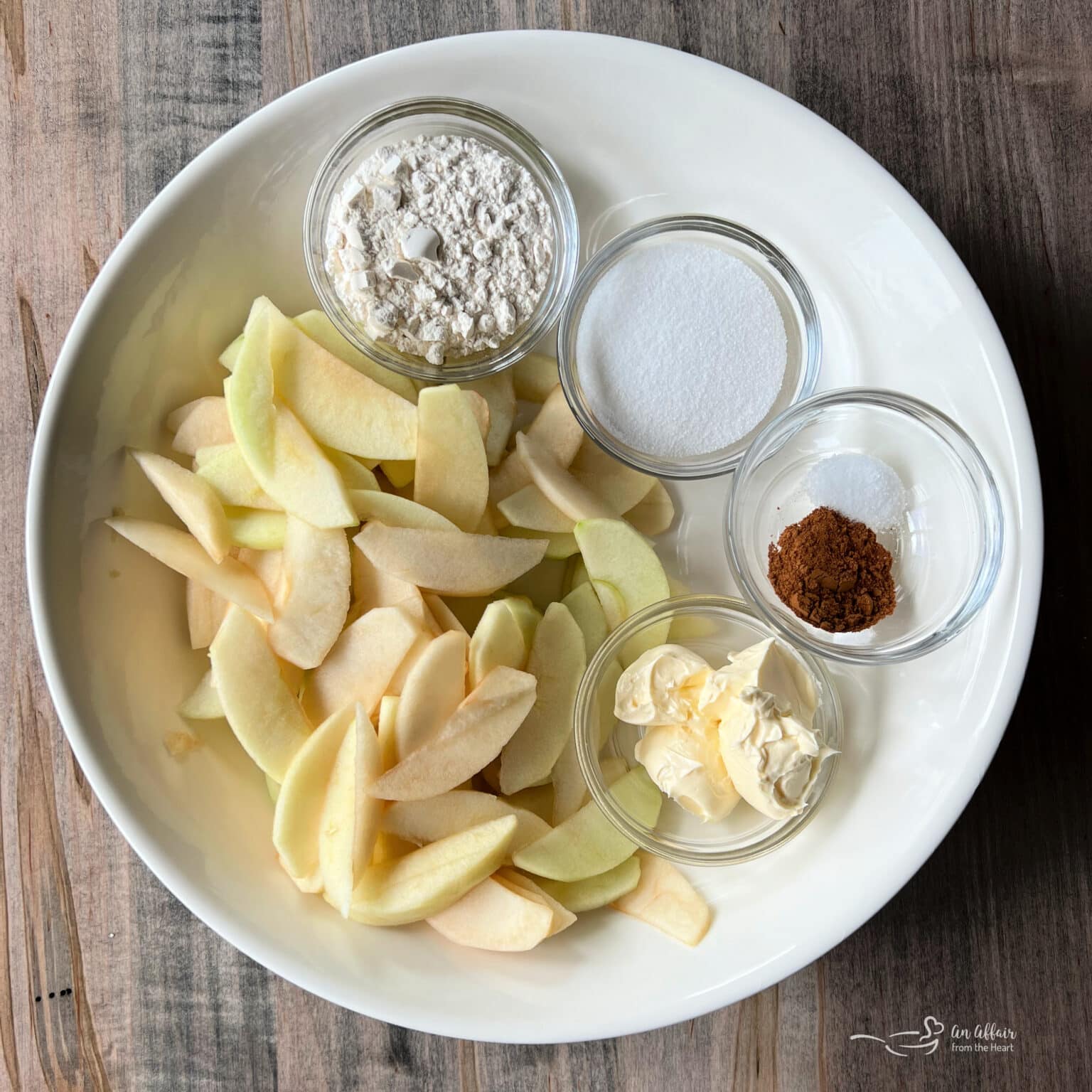 Apple Crostata (Rustic Apple Pie)