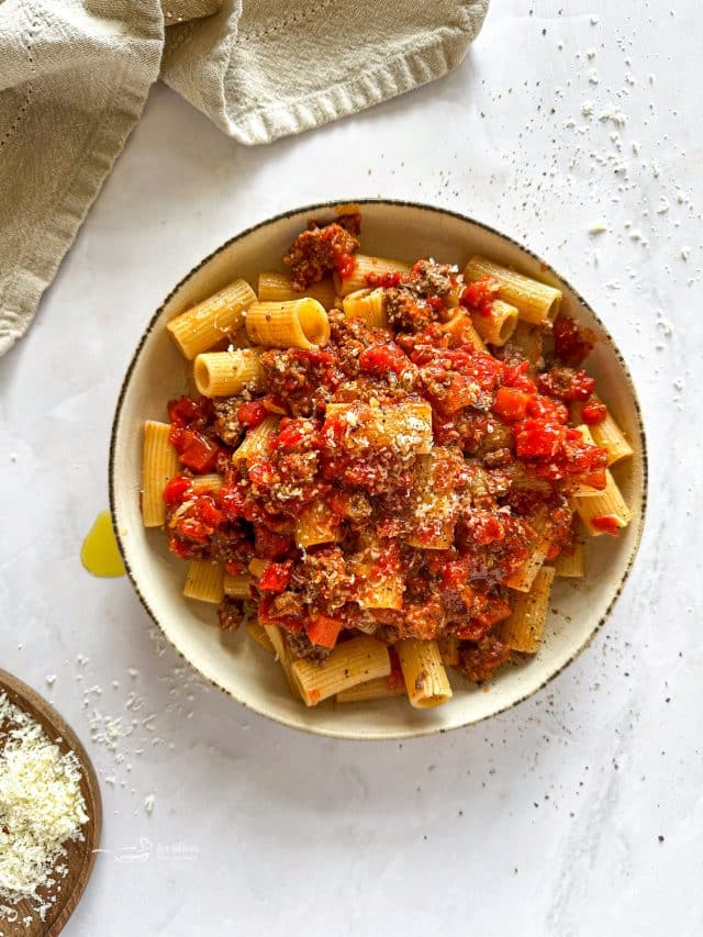 Easy Ground Beef Ragout Recipe (Comfort Food Classic)