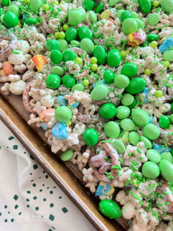 Lucky Charms Snack Mix - House of Nash Eats