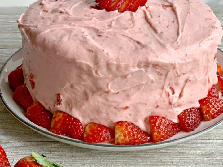 Fresh Strawberry Pound Cake Recipe - Grandbaby Cakes