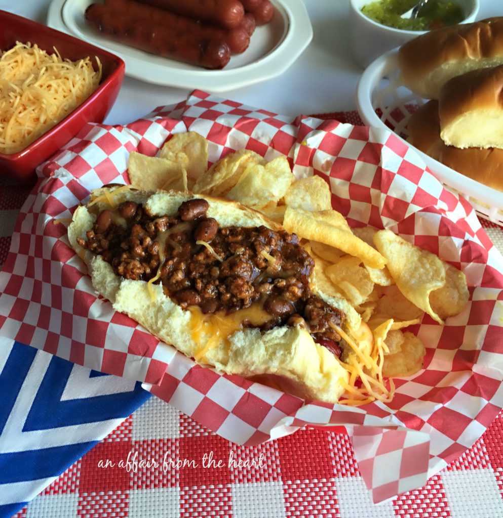 (the best) chili cheese dogs