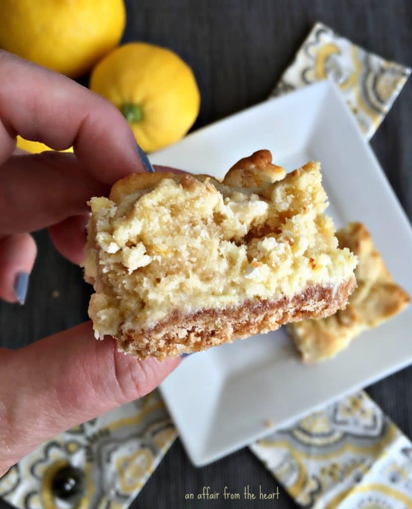 Lemon Cheesecake Bars