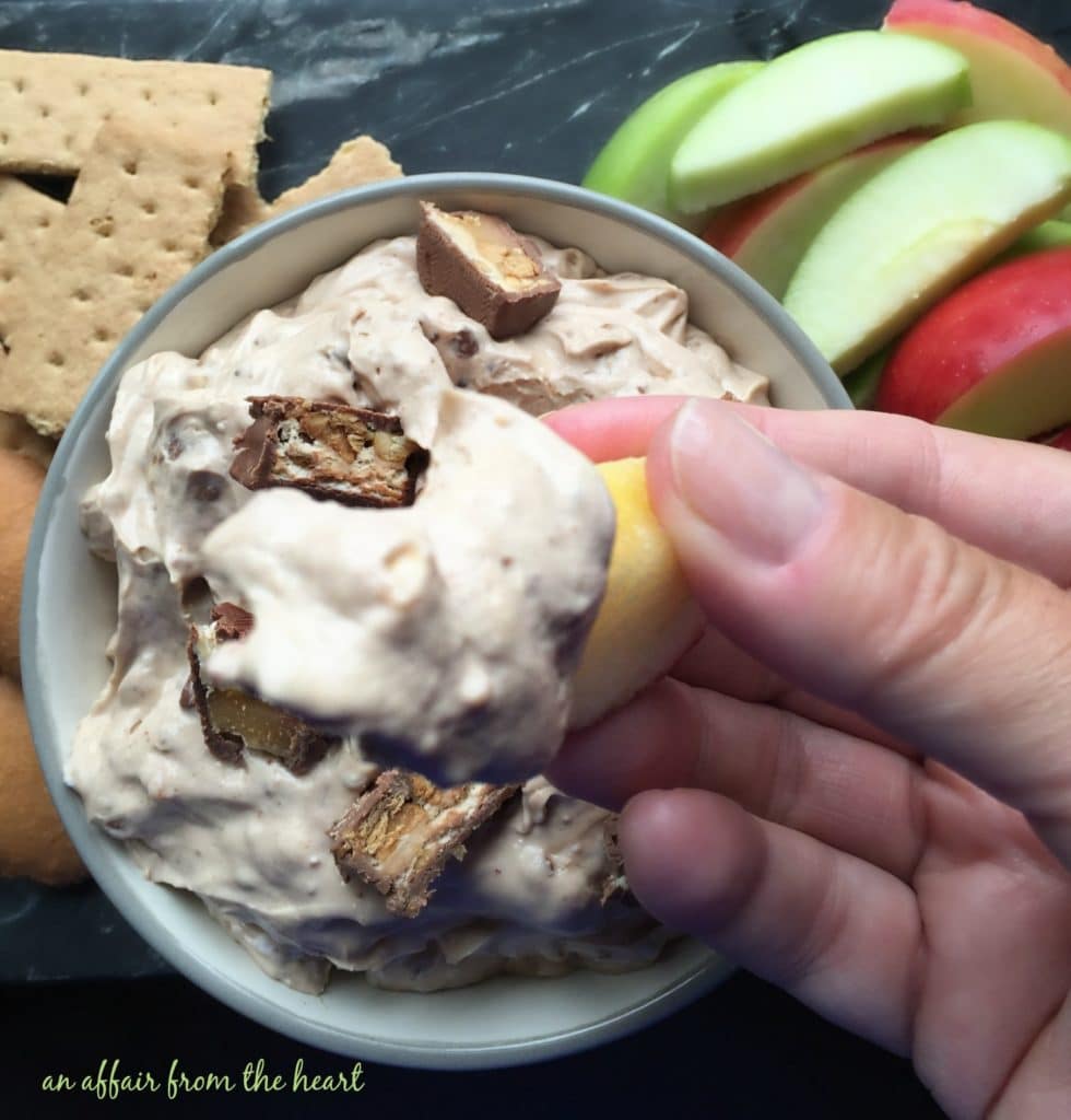 Snickers Dip Apple Dip