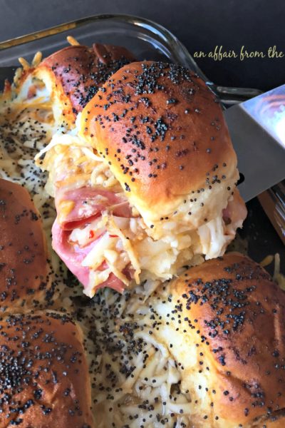 Baked Roast Beef Sliders with Horseradish Sauce