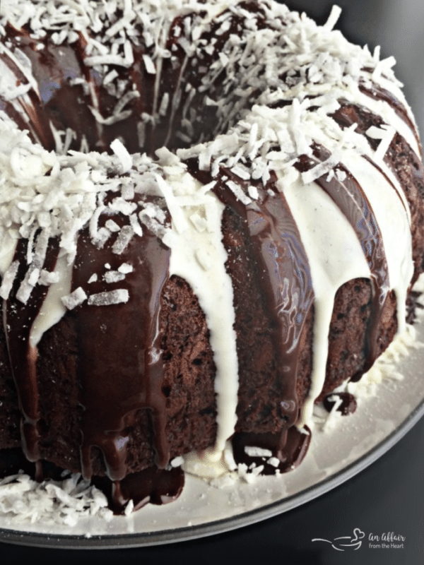 Chocolate Macaroon Tunnel Cake up close