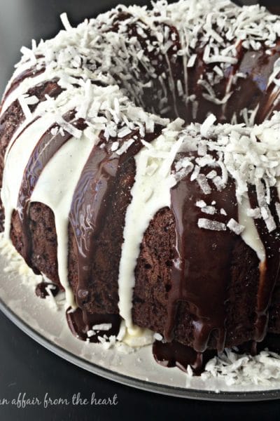 Chocolate Macaroon Tunnel Cake