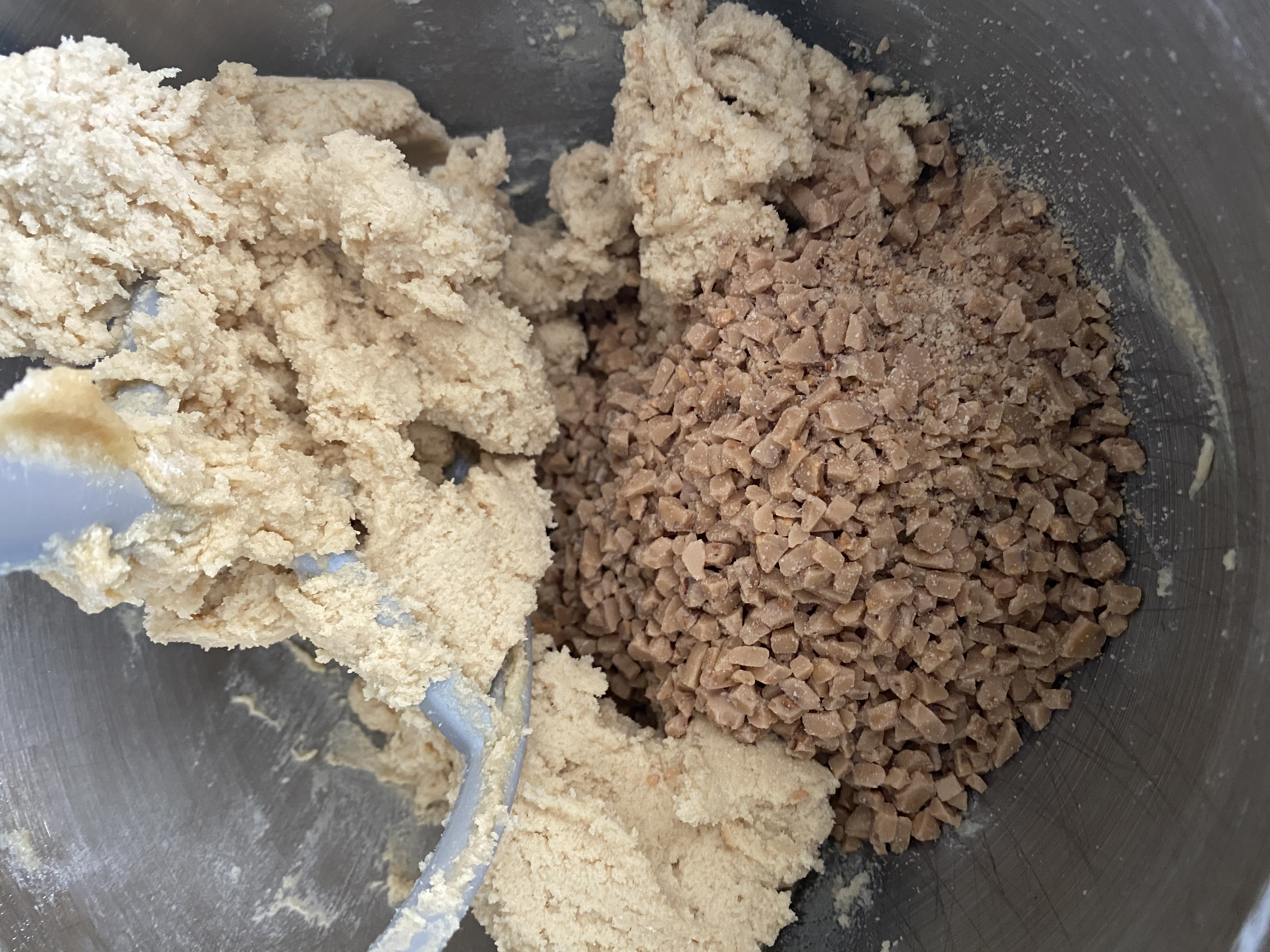 Chewy Butter Brickle Cookies buttery cookies filled with toffee bits