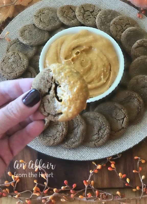 Spice Cookies with Pumpkin Dip