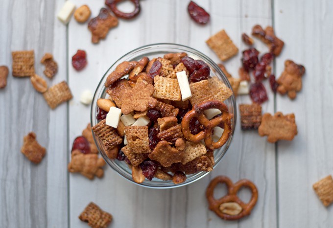 cinnamon snack mix