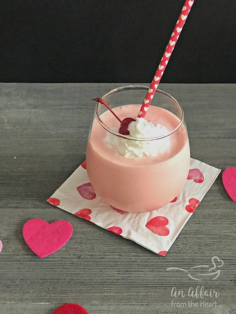 Retro Pink Squirrel Cocktail Recipe (Ice Cream Drink)