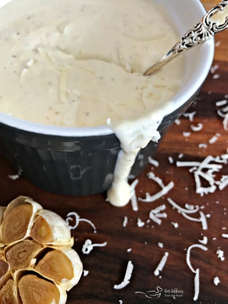 Creamy Roasted Garlic Dressing