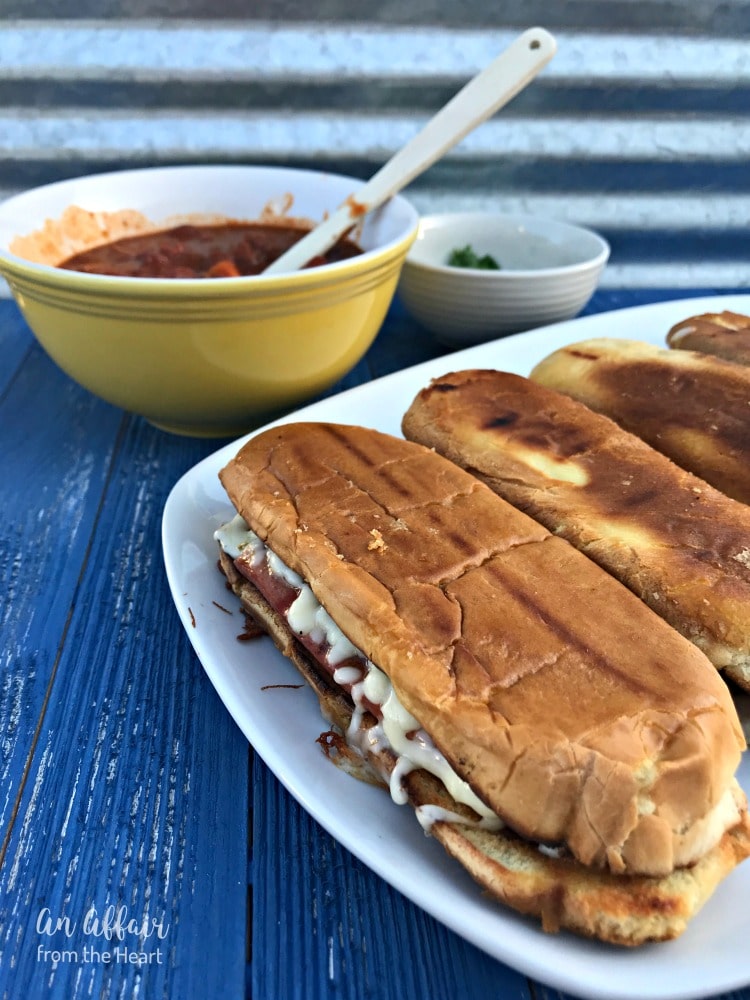 Spicy-Grilled-Cheese-Chili-Dogs