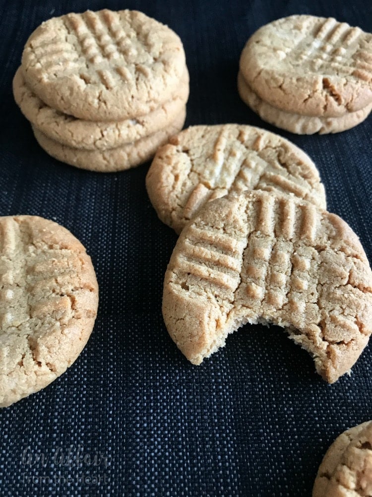 Three Ingredient Peanut Butter Cookies 