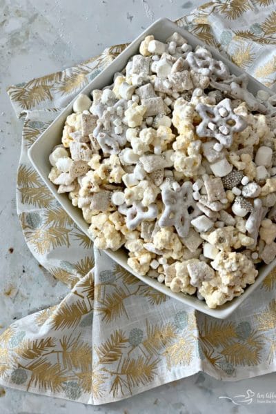 Winter Wonderland Snack Mix