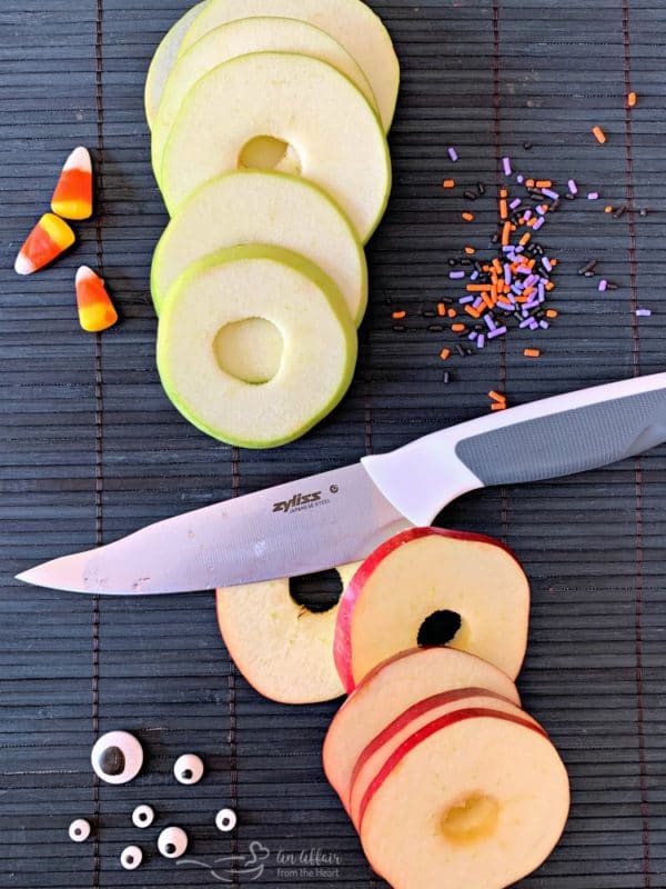 Apple Donut Monsters preparation