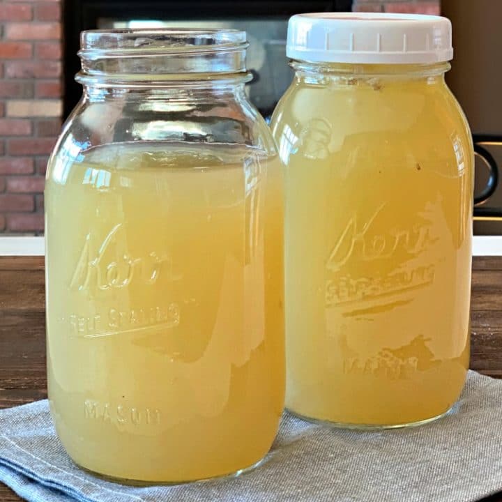 How to Make Turkey Stock-image