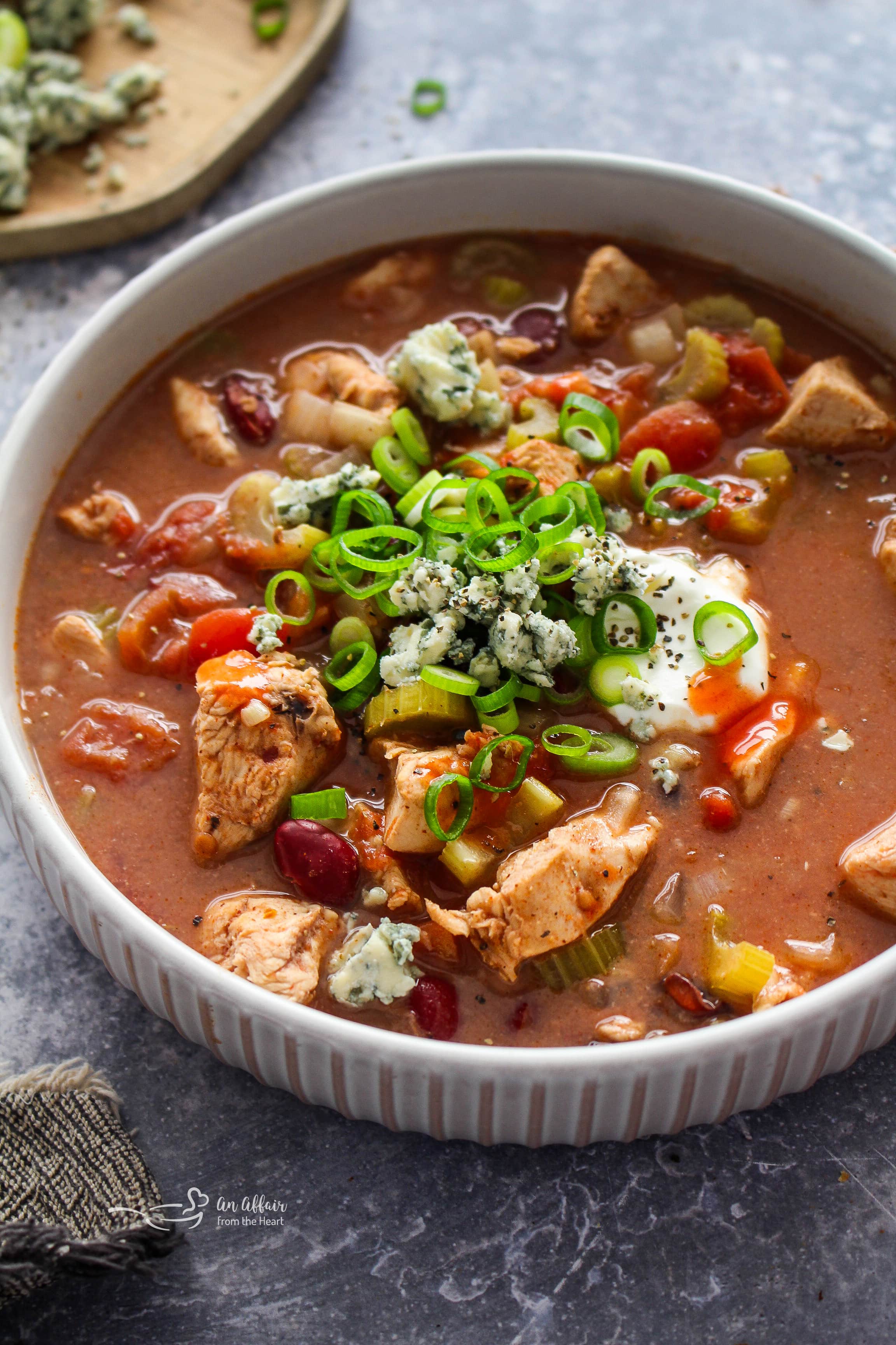 Slow Cooker Buffalo Chicken Chili