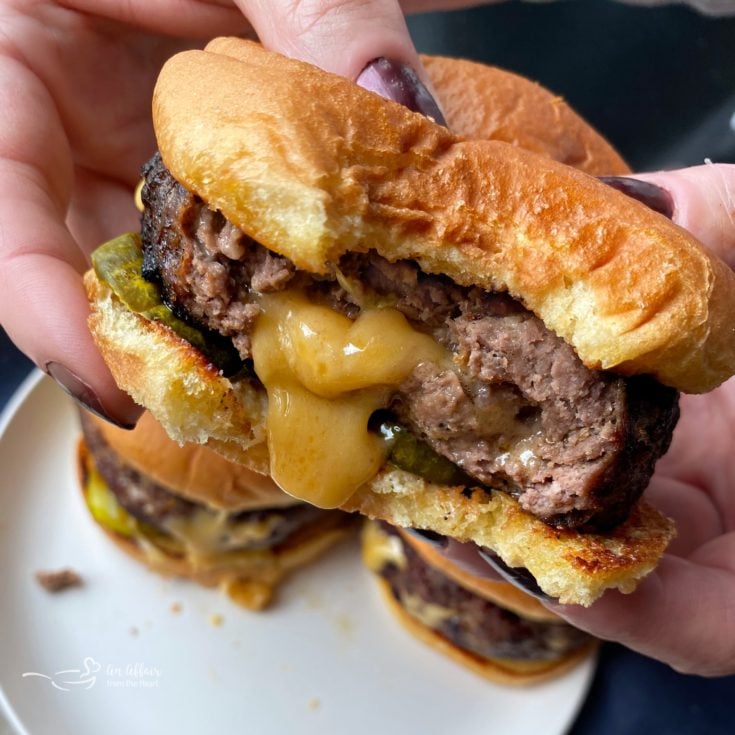 Juicy Lucy Burger Recipe Jucy Lucy Cheese Stuffed Iconic Burgers