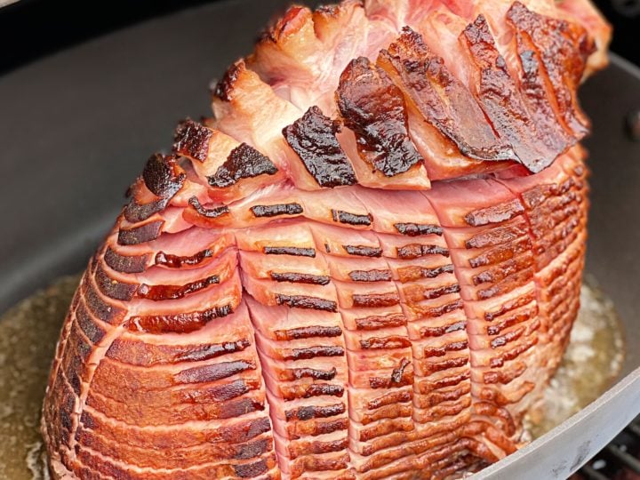 https://anaffairfromtheheart.com/wp-content/uploads/2020/07/Glazed-Smoked-Ham-720x540.jpg