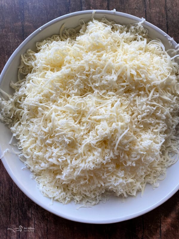 Pre-Shredded Versus Freshly Grated Cheese: What's the Difference