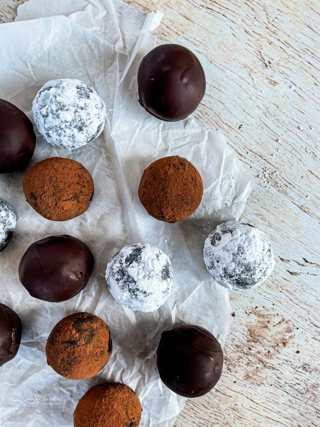 Chocolate Bourbon Balls - An Affair from the Heart