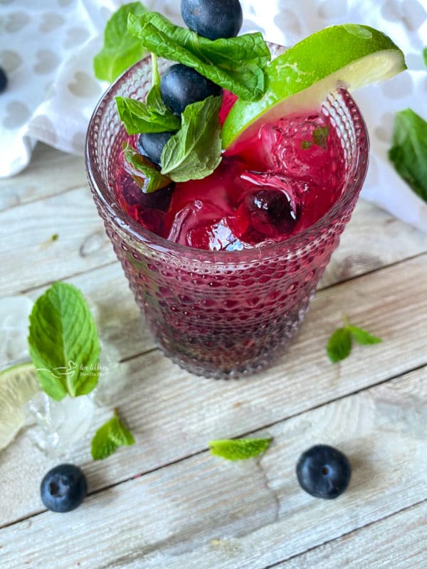 Crisp & Refreshing Lemon Blueberry Mocktail