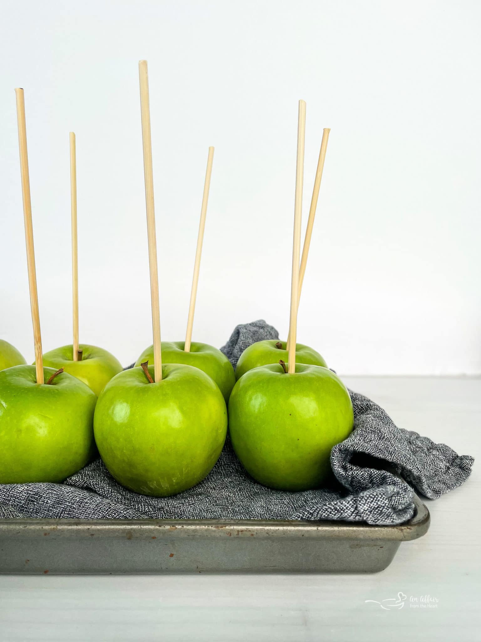 Caramel Apples A Copy Cat Rocky Mountain Chocolate Factory Recipe
