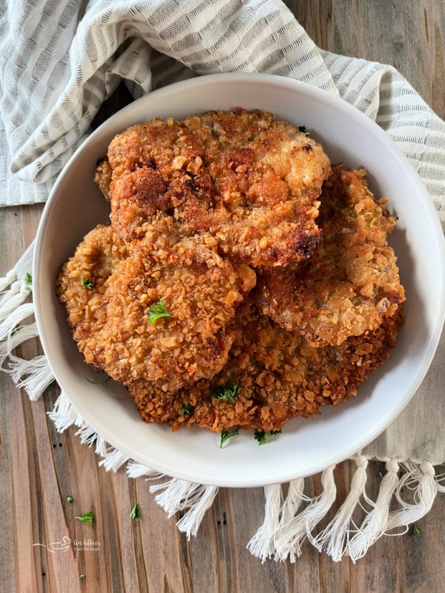 Crispy Breaded Pork Cutlets