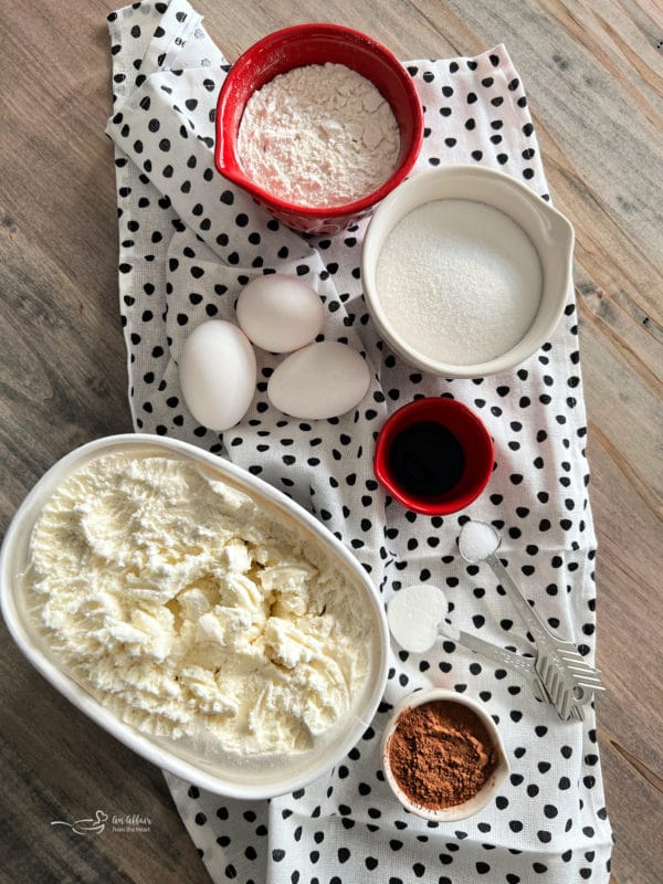 Ice cream cake roll ingredients