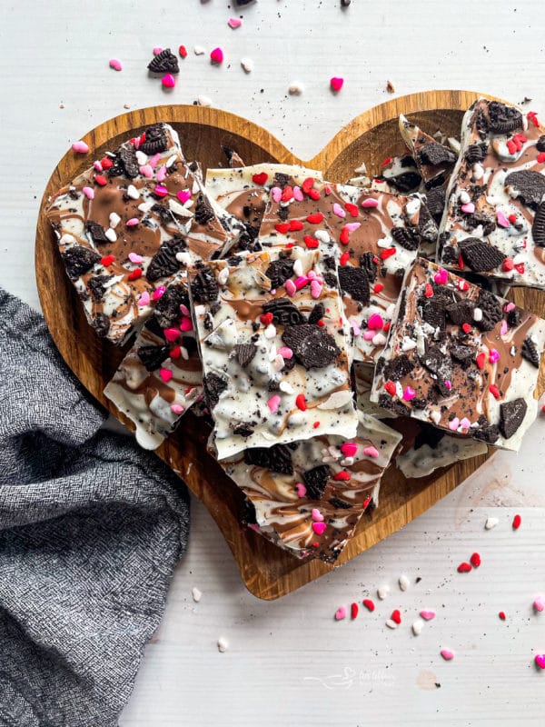 heart-shaped dish with Oreo bark 