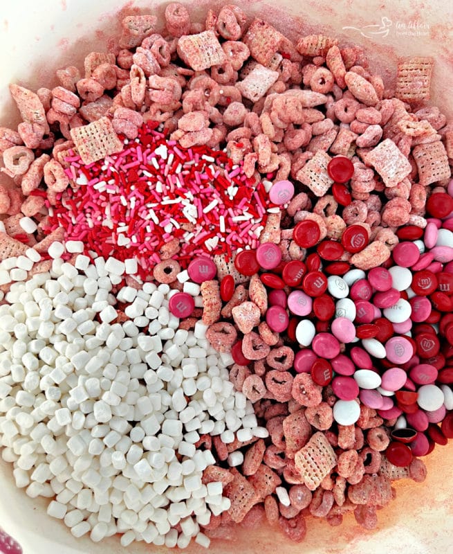 cereal ingredients for pink valentine's day puppy chow 