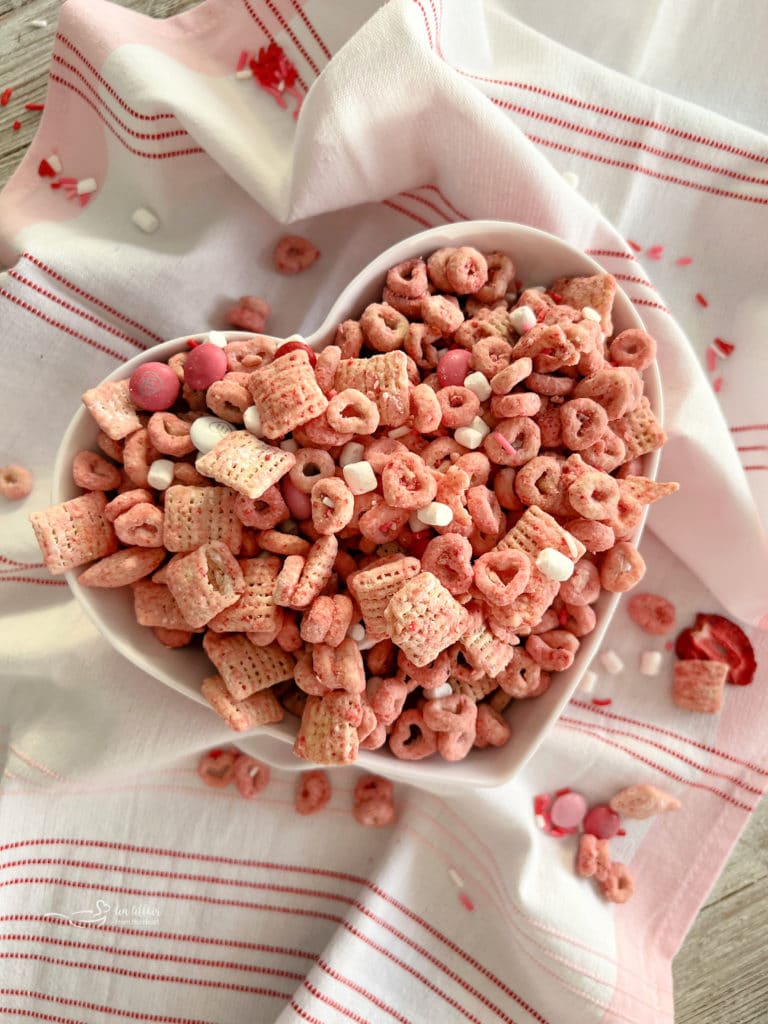 White Chocolate Strawberry Muddy Buddies