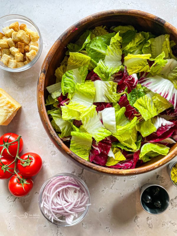 Ingredients for Olive Garden Salad
