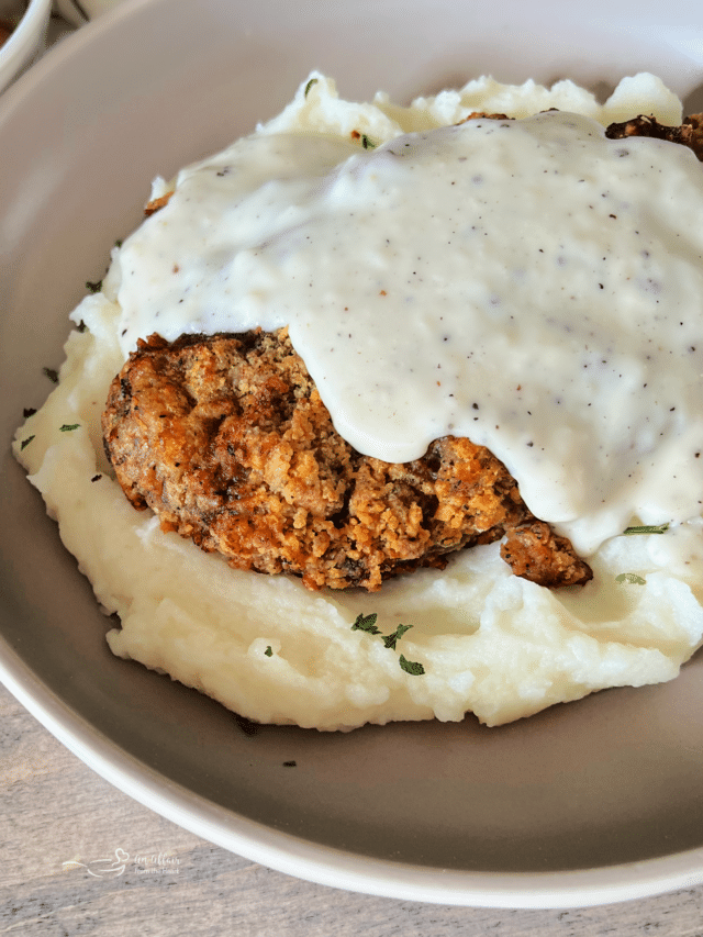 Perfectly Breaded Chicken Fried Steak in the Air Fryer