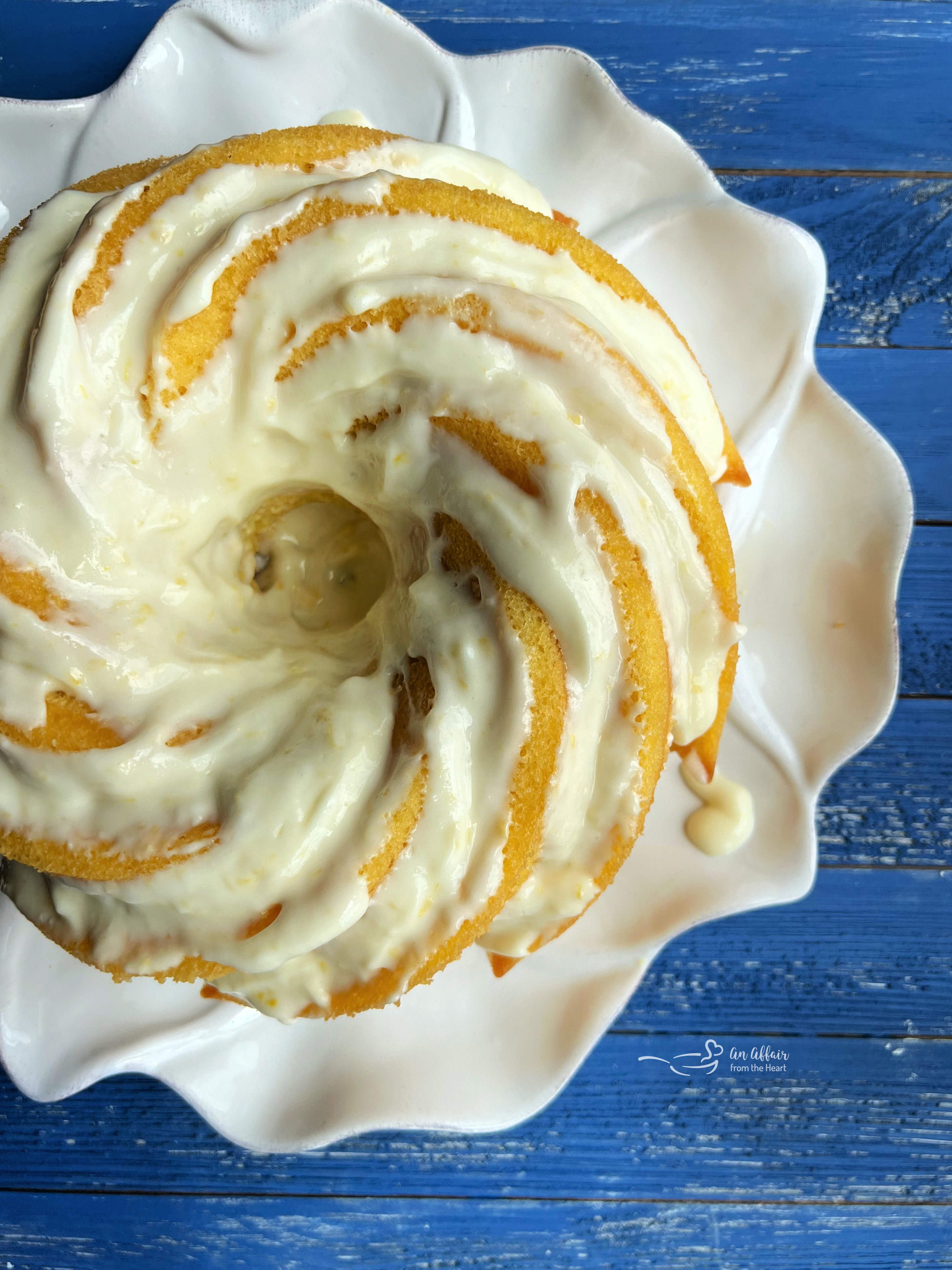 Lemon Cream Cheese Bundt Cake (Lemon Cream Cheese Frosting)