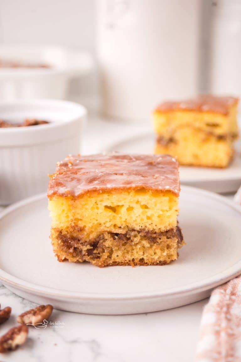 Honey Bun Cake