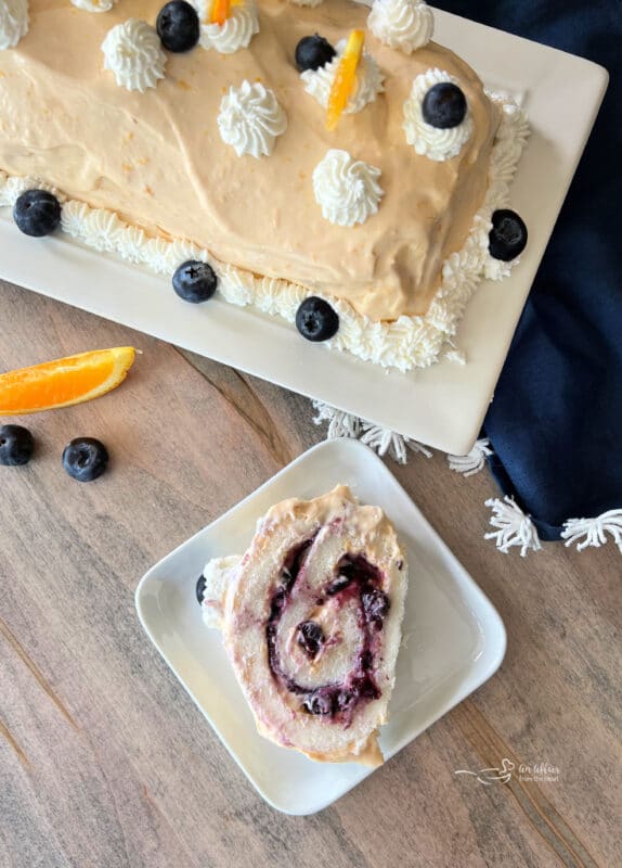 Berry Angel Food Cake Roll (red, white and blue dessert) | Angel food, Eat  dessert, Easy desserts