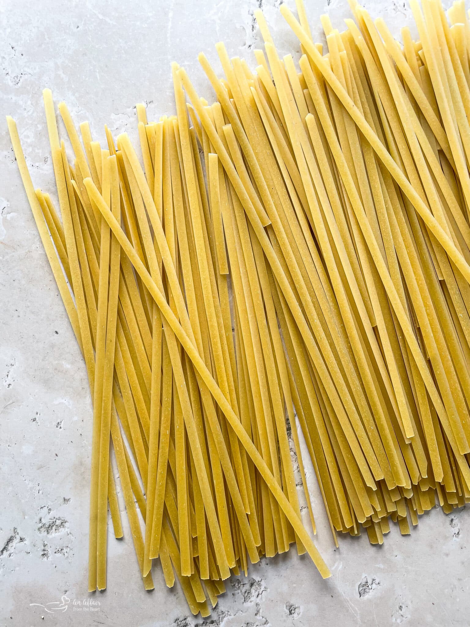 Instant Pot Fettuccine Alfredo (Easy & From Scratch!)