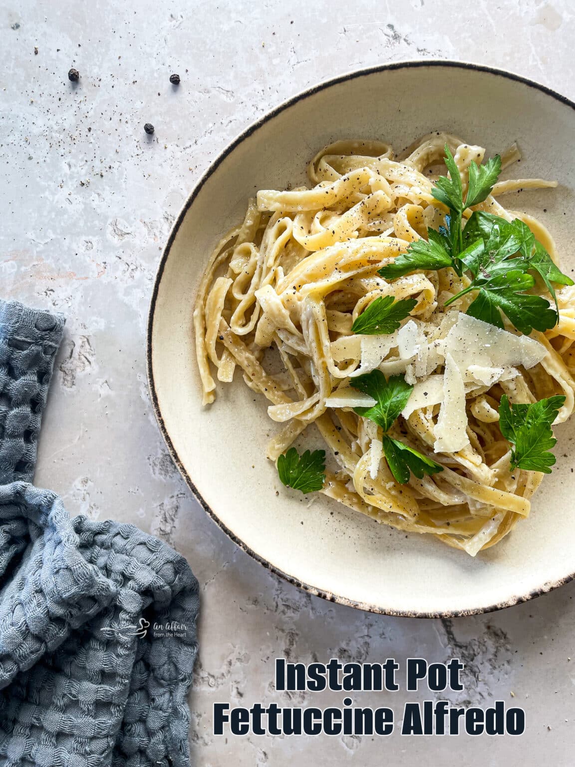Instant Pot Fettuccine Alfredo (Easy & From Scratch!)