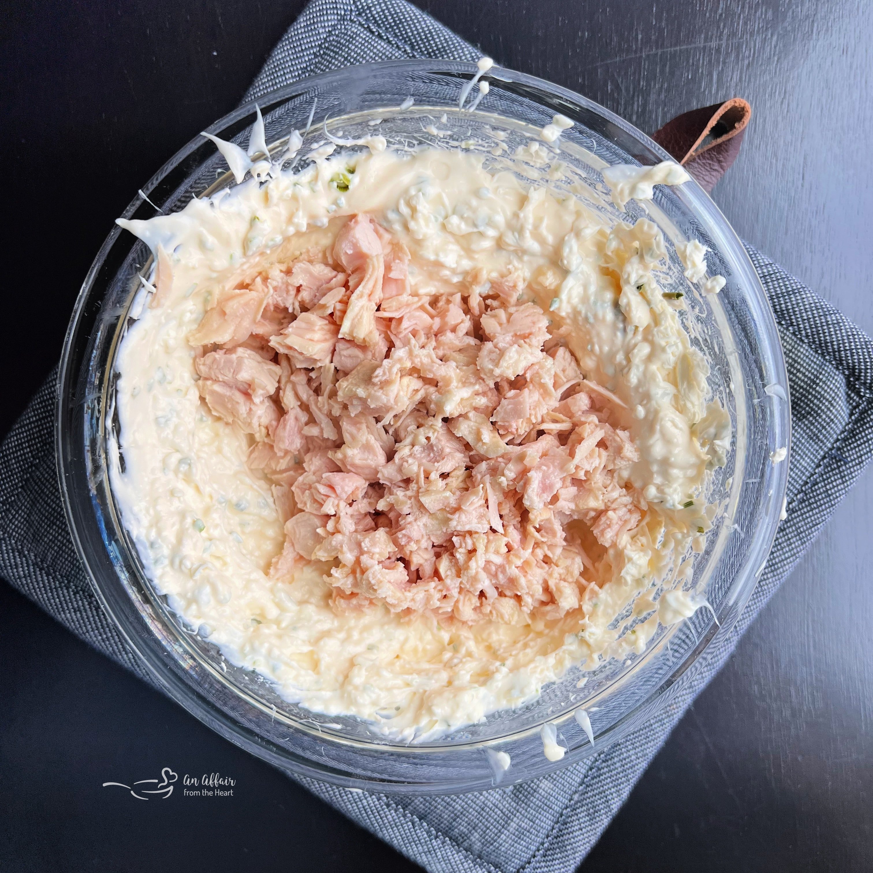 Chicken in a Biskit Dip