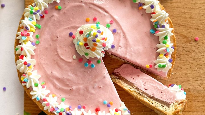 https://anaffairfromtheheart.com/wp-content/uploads/2023/07/Ice-Cream-Cookie-Cake-2-720x405.jpg