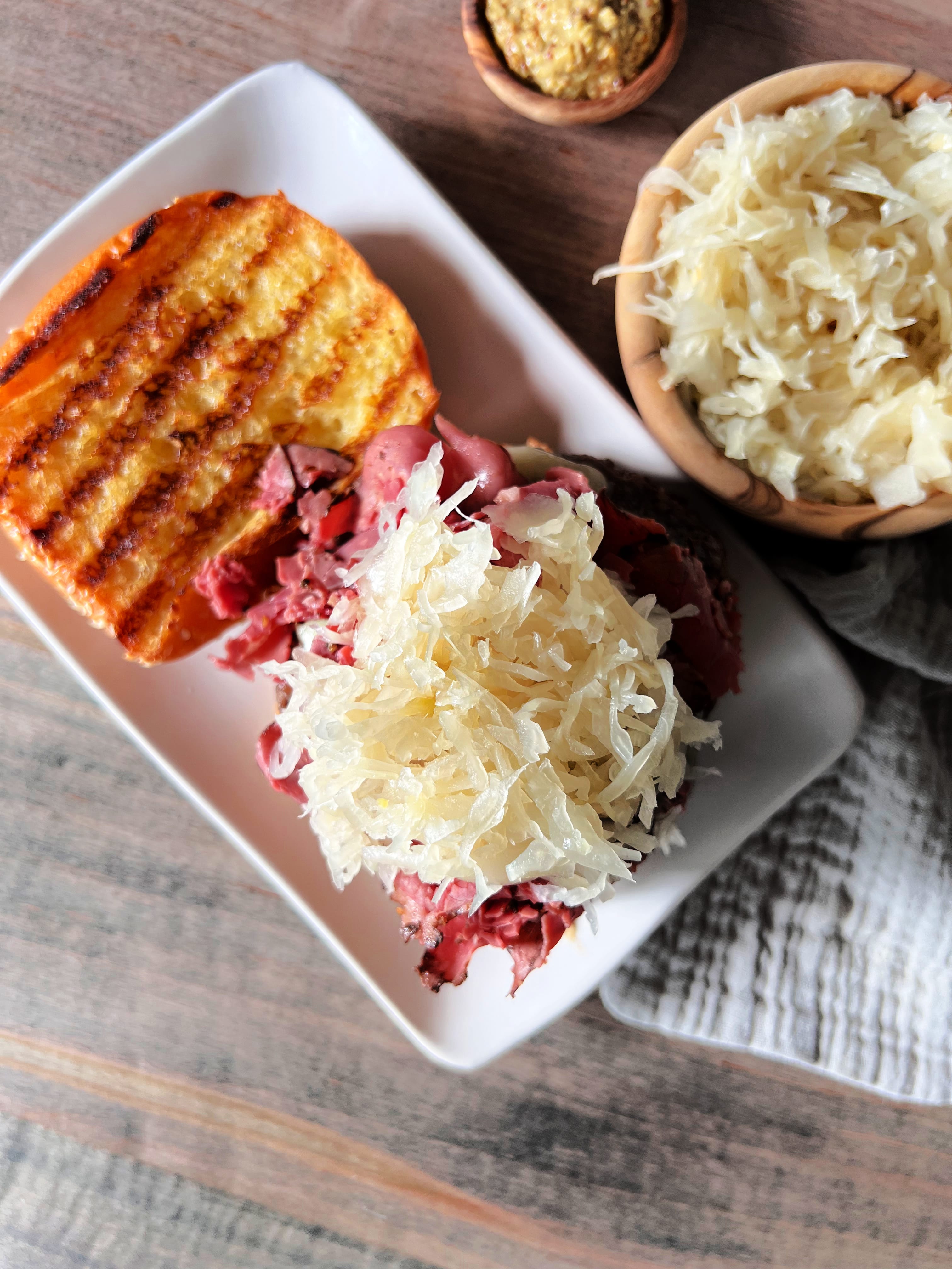 Pastrami Burger With Kraut