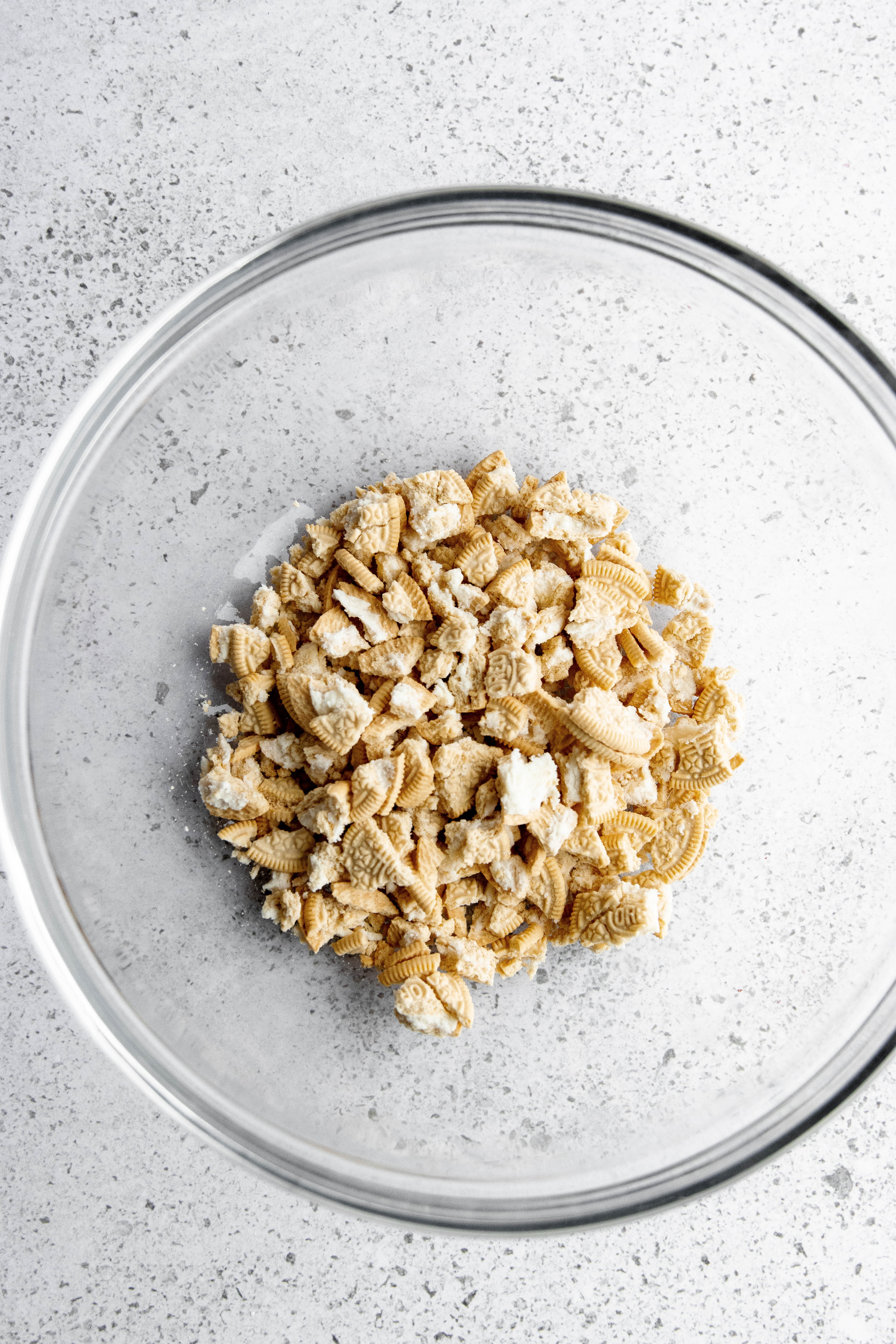 More melted white chocolate in a bowl