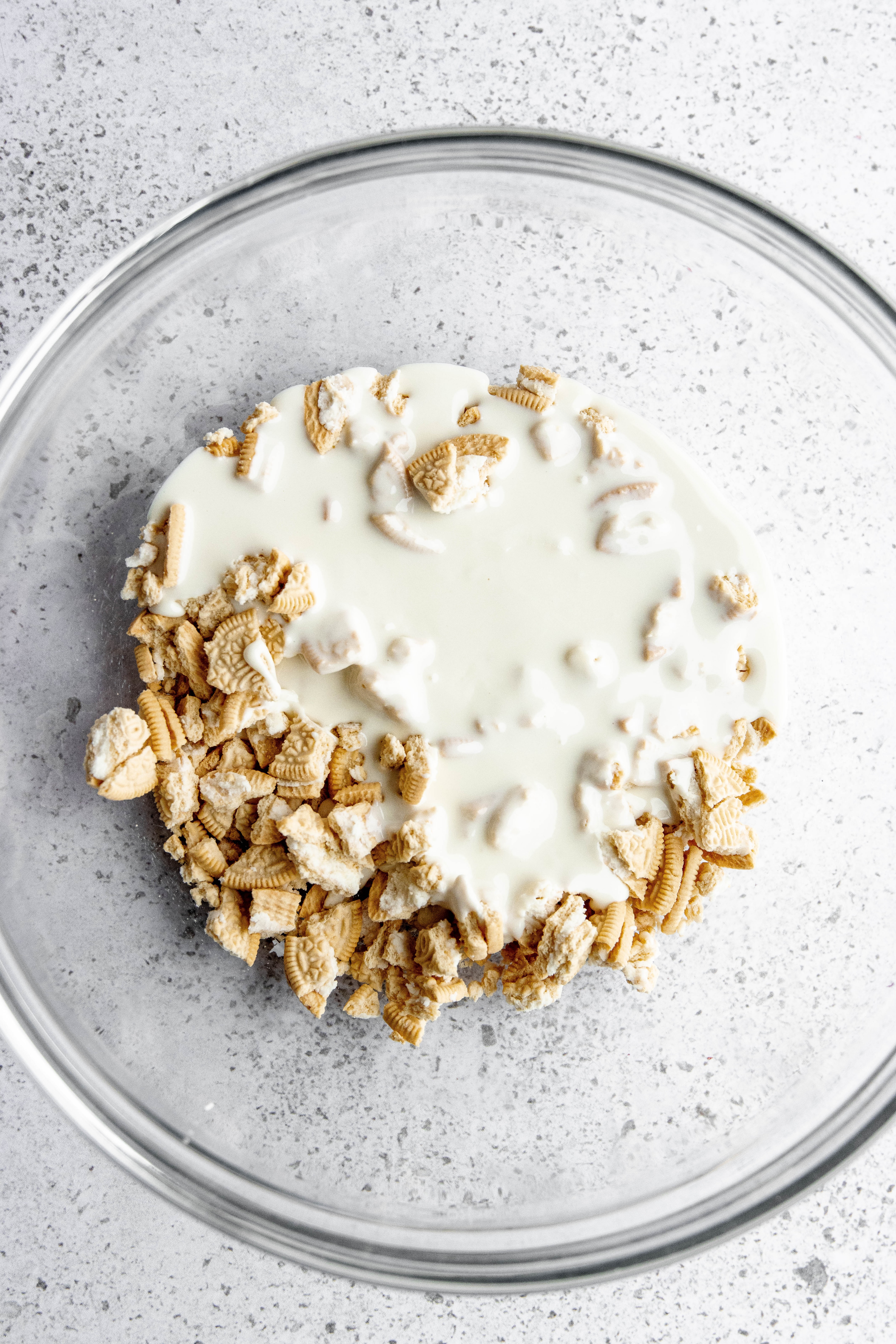 Hauntingly Simple Oreo Mummy Bark 10 Crushed Oreo cookies in a bowl
