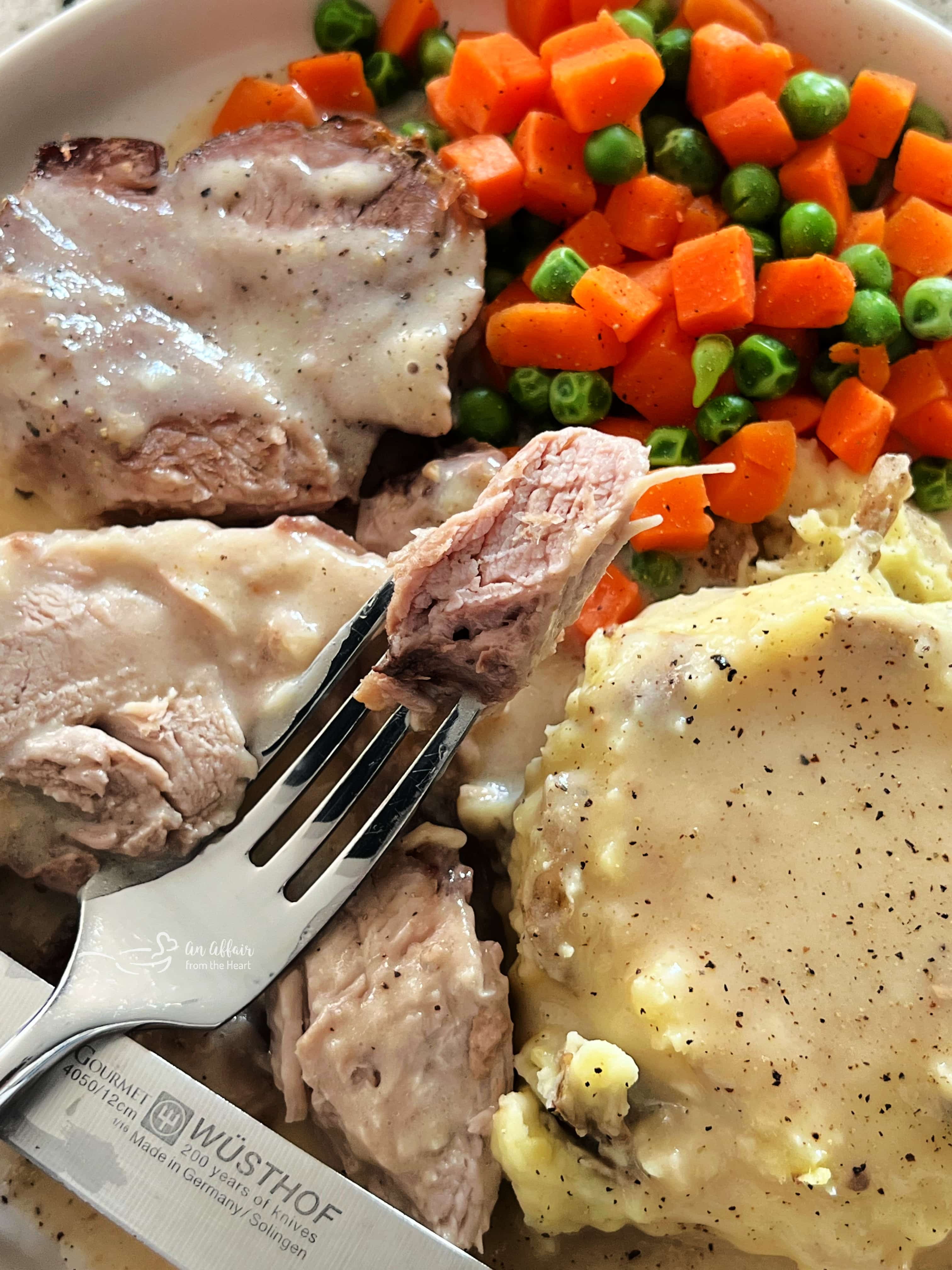 How to Make a Pork Roast and Gravy in the Oven